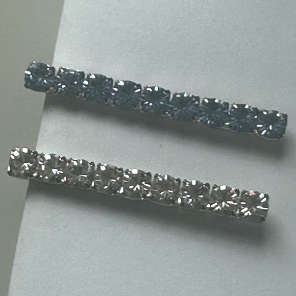 Danny Pollak Light Sapphire Swarovski Crystal Bobby Pin (#3) - approx. 2.5 in. - Picture 7 of 10